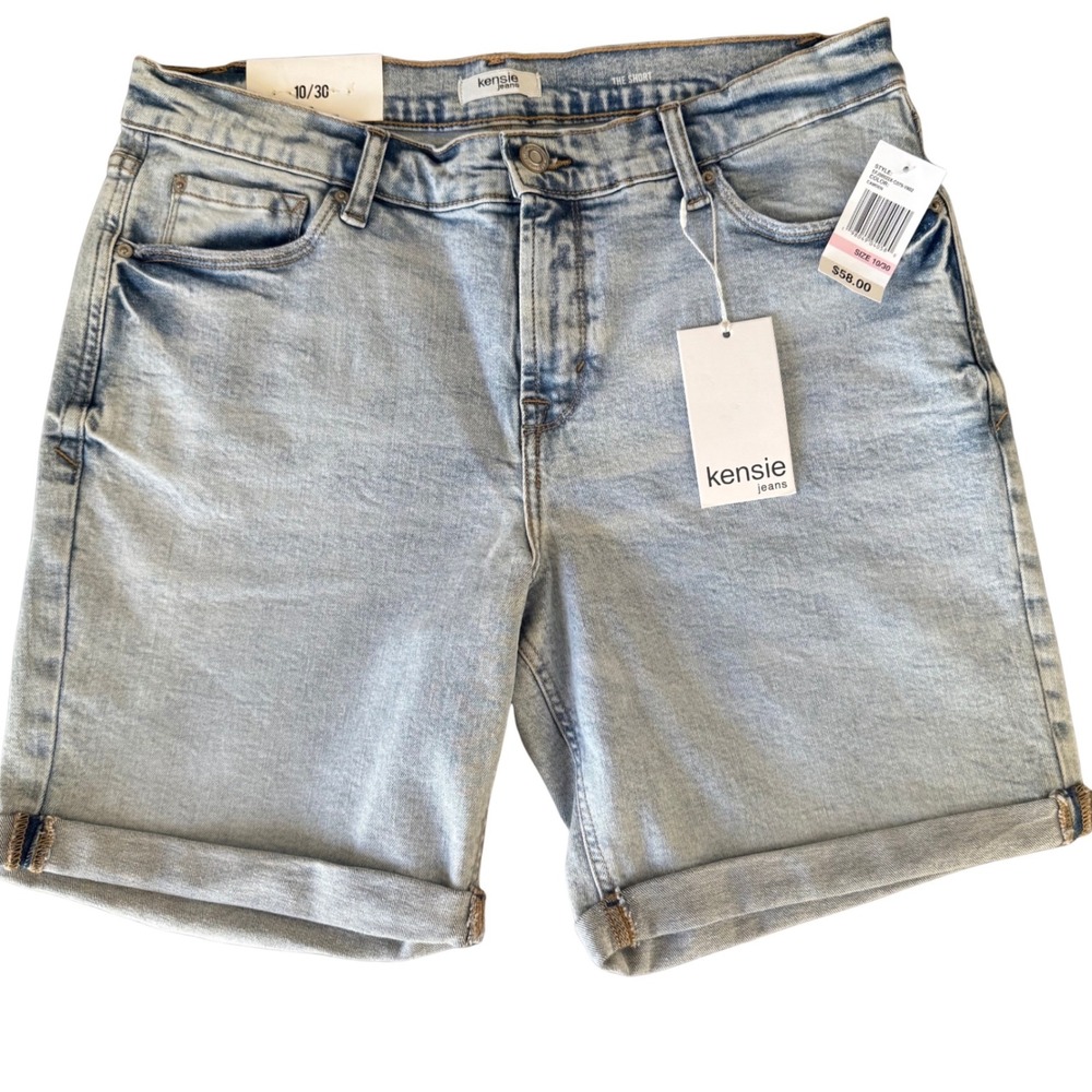 Kensie Jeans The Short Women's Light Wash Denim Bermuda Shorts Size 10/30 NWT